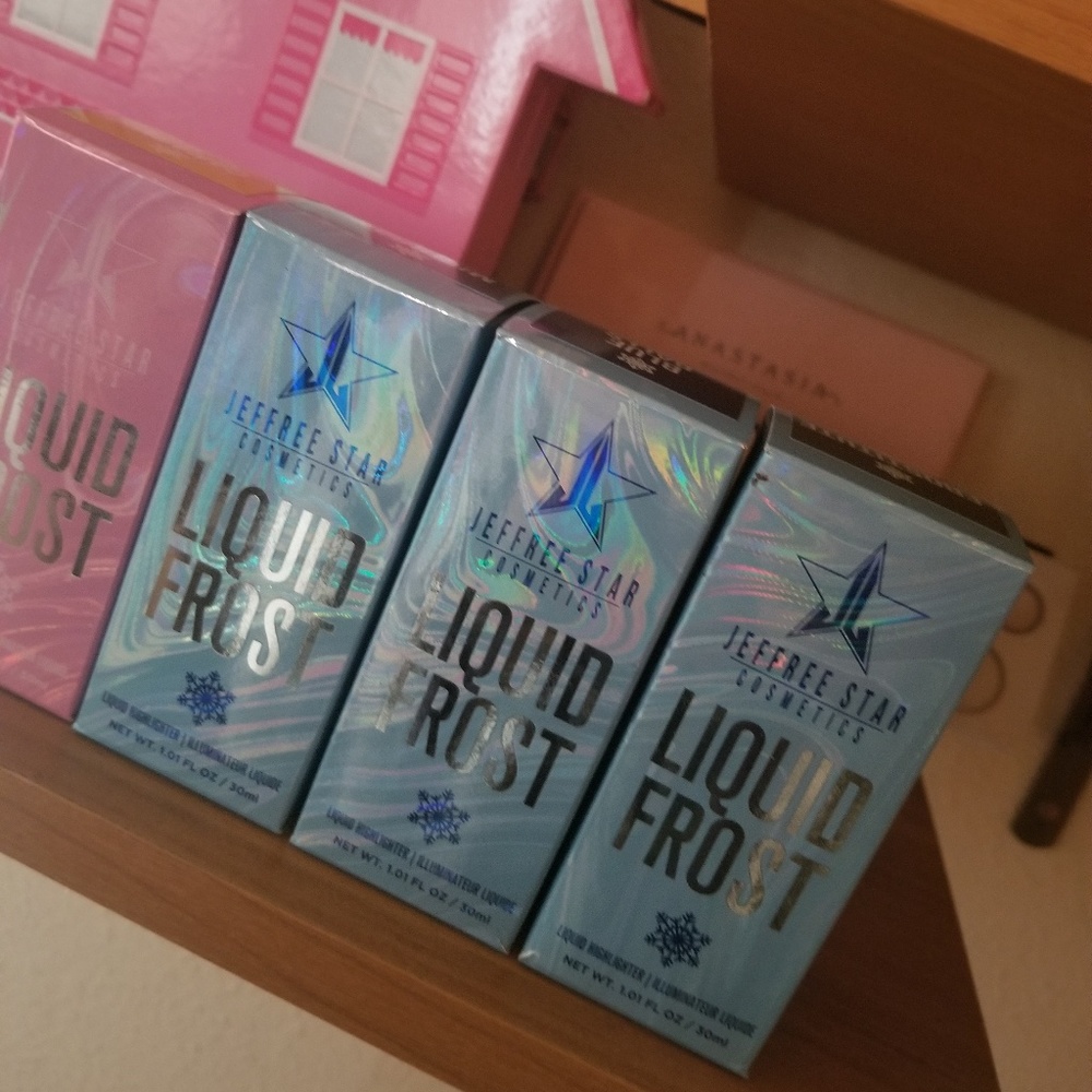 Jeffree Star Blue Balls Liquid Frost